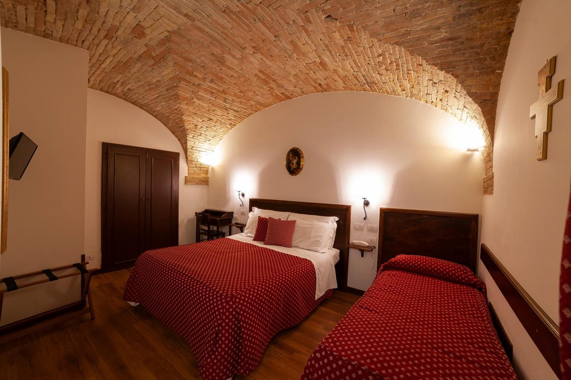 Hotel Pax Assisi Luaran gambar