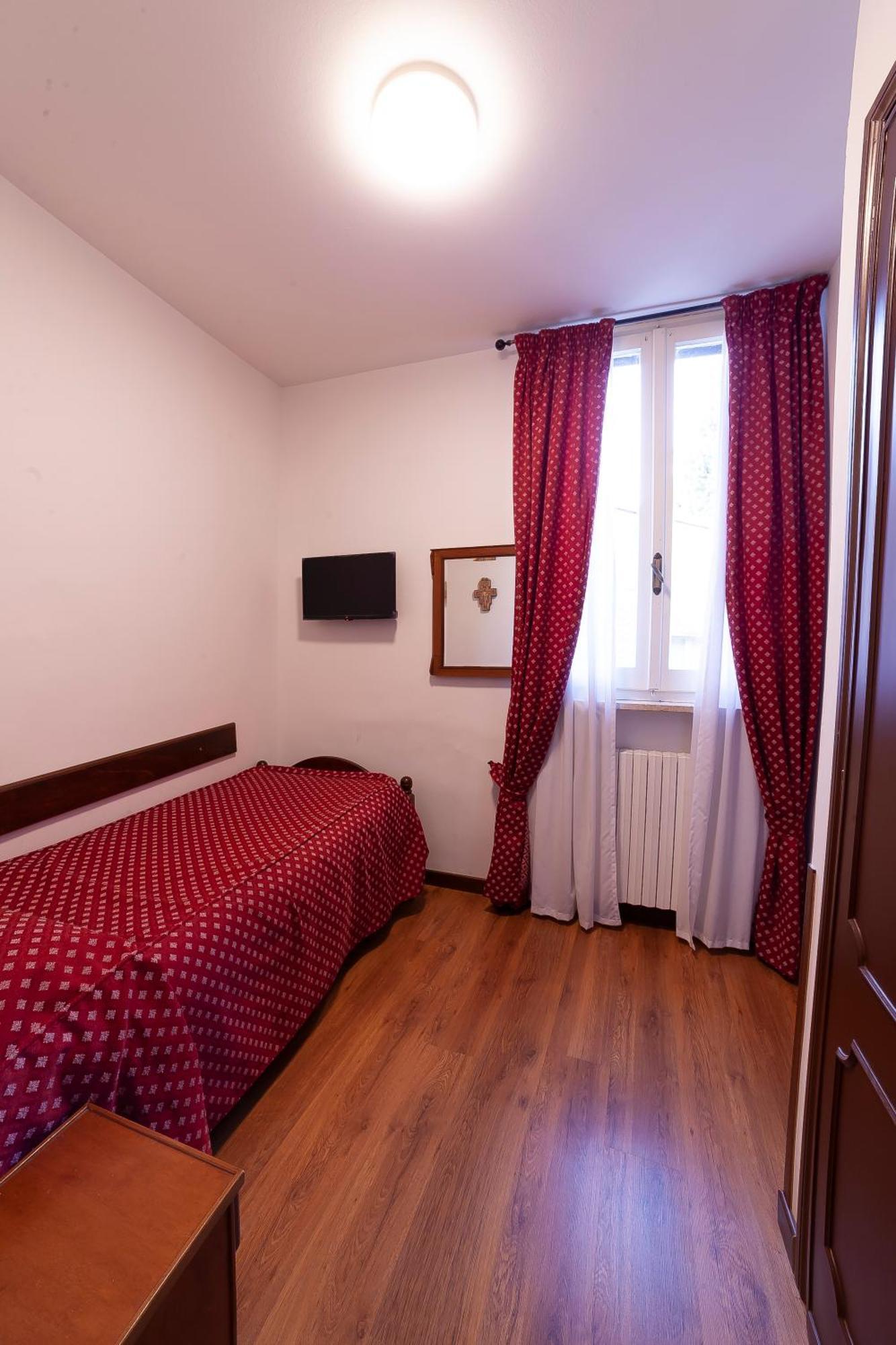 Hotel Pax Assisi Luaran gambar